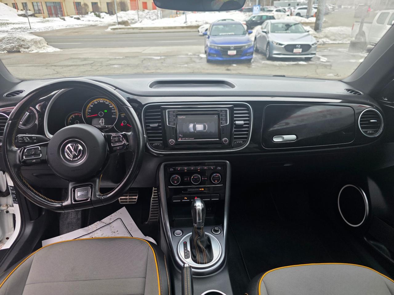 2017 Volkswagen Beetle 1.8 TSI Dune DUNE EDITION | Accident Free | Pano Roof Photo