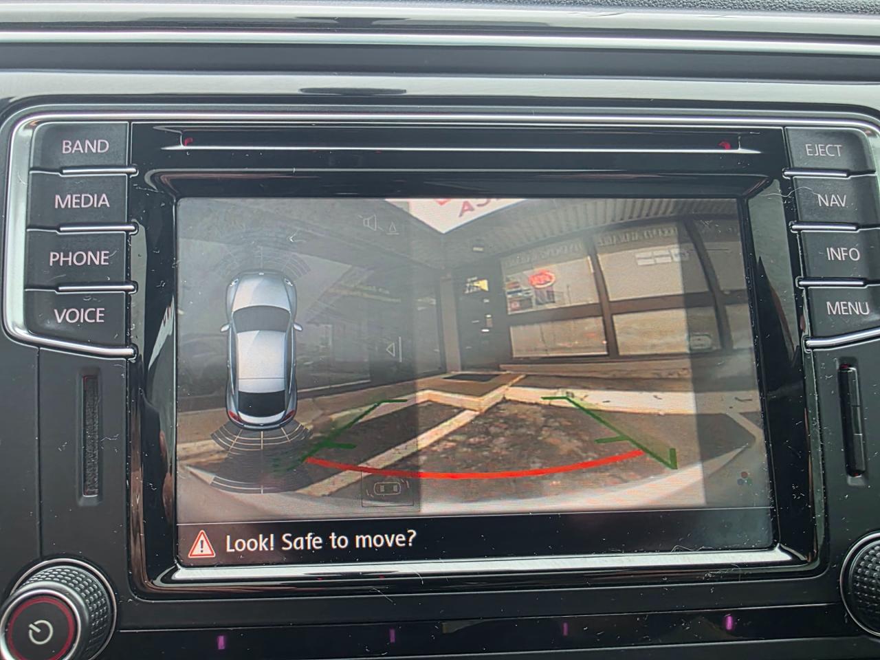 2017 Volkswagen Beetle 1.8 TSI Dune DUNE EDITION | Accident Free | Pano Roof Photo