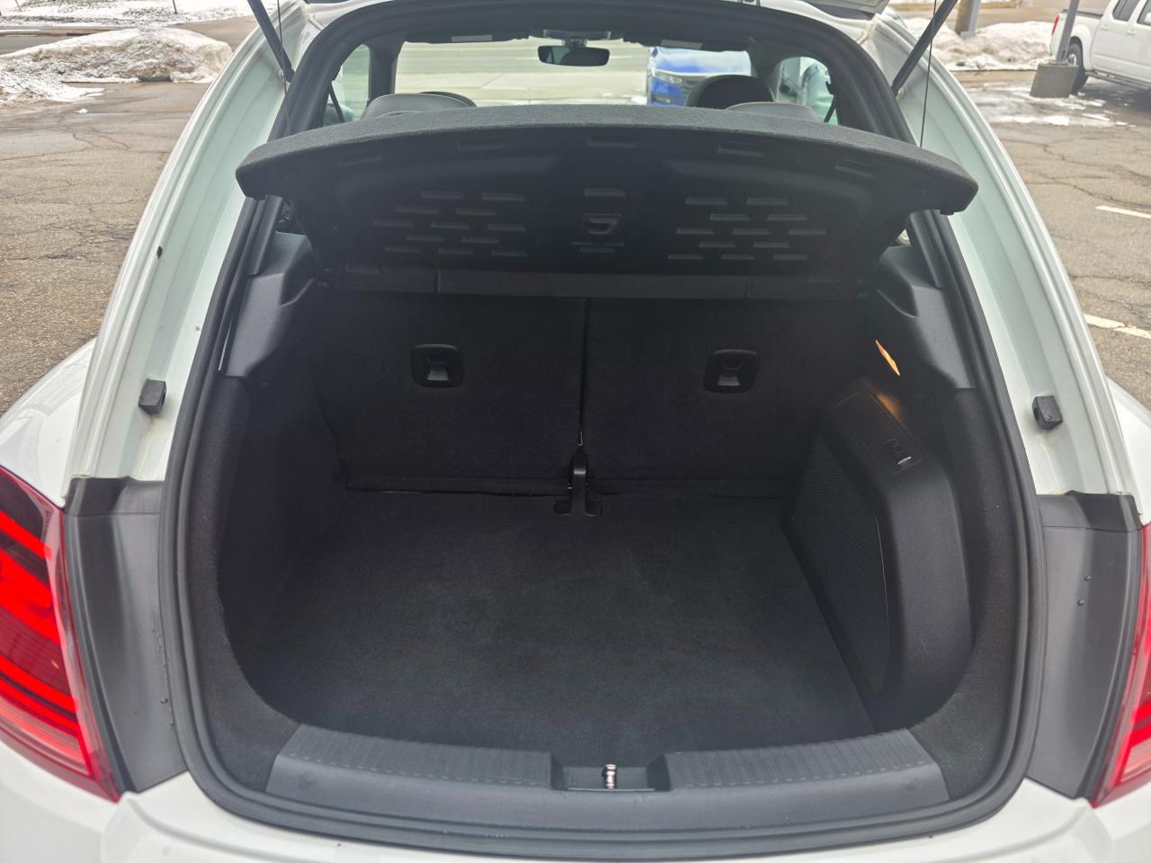 2017 Volkswagen Beetle 1.8 TSI Dune DUNE EDITION | Accident Free | Pano Roof Photo