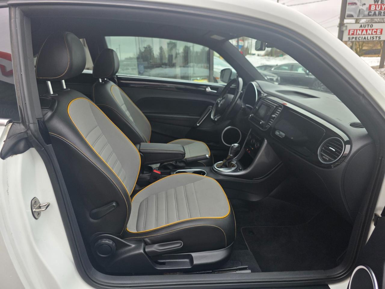 2017 Volkswagen Beetle 1.8 TSI Dune DUNE EDITION | Accident Free | Pano Roof Photo