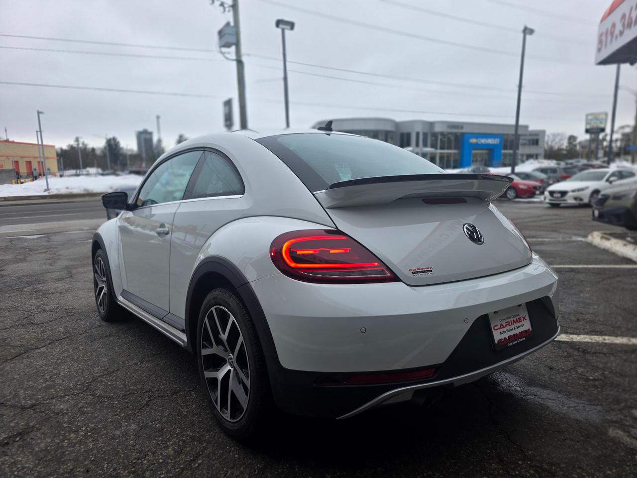 2017 Volkswagen Beetle 1.8 TSI Dune DUNE EDITION | Accident Free | Pano Roof Photo2