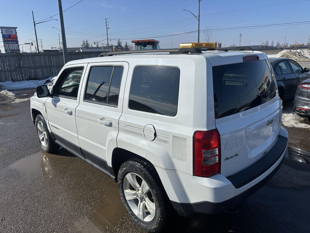 2012 Jeep Patriot NORTH, ONLY 133KMS, TRANS ISSUE, AS IS SPECIAL Photo