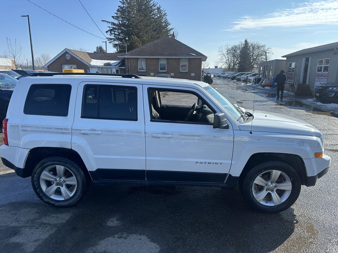 2012 Jeep Patriot NORTH, ONLY 133KMS, TRANS ISSUE, AS IS SPECIAL Photo