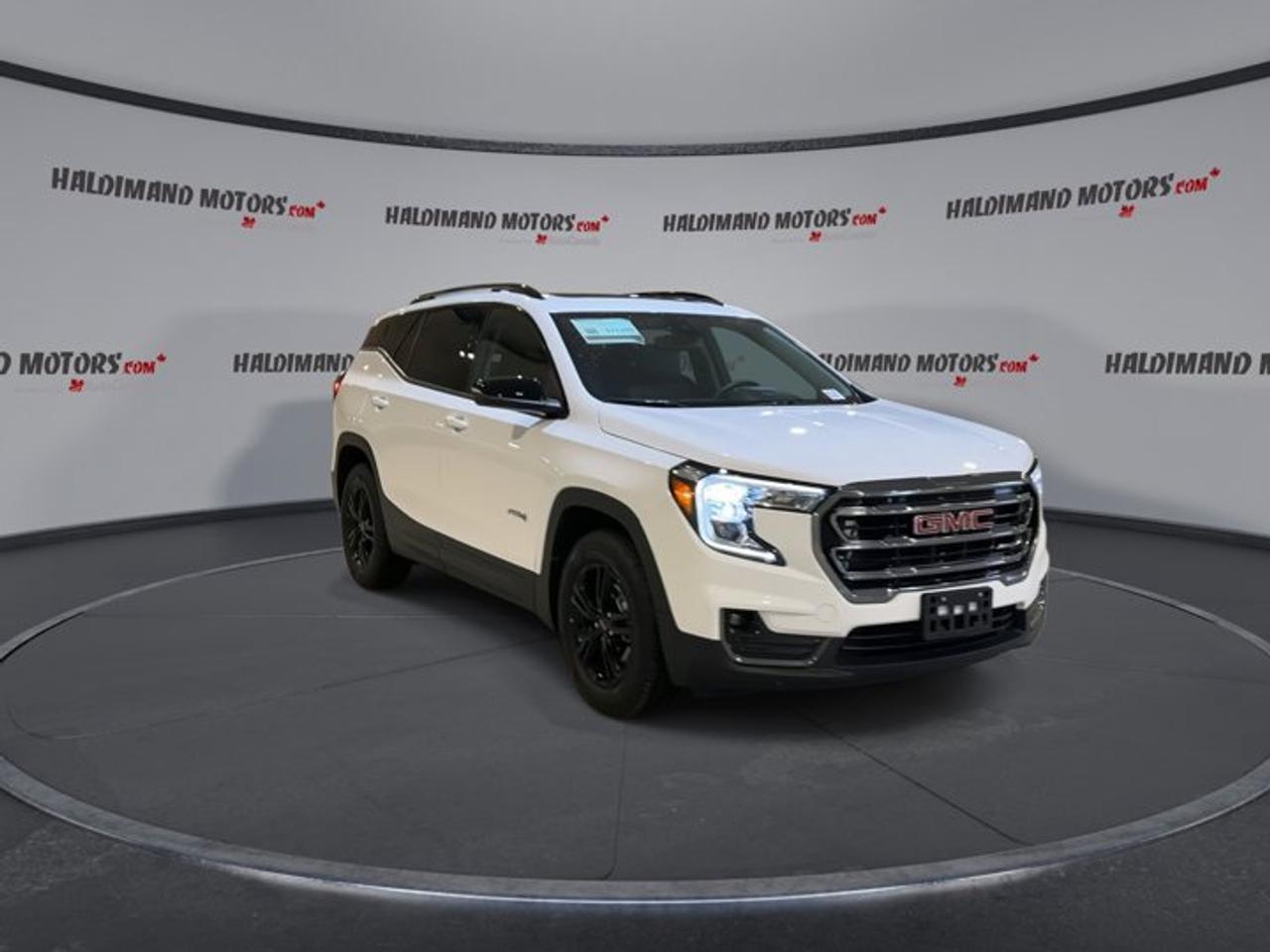 2024 GMC Terrain AT4 AWD | Remote Start | Heated Steering Wheel | Panoramic Roof Photo