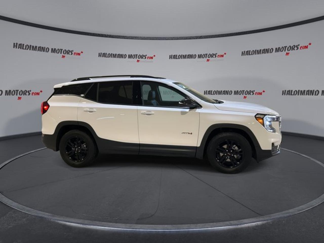 2024 GMC Terrain AT4 AWD | Remote Start | Heated Steering Wheel | Panoramic Roof Photo
