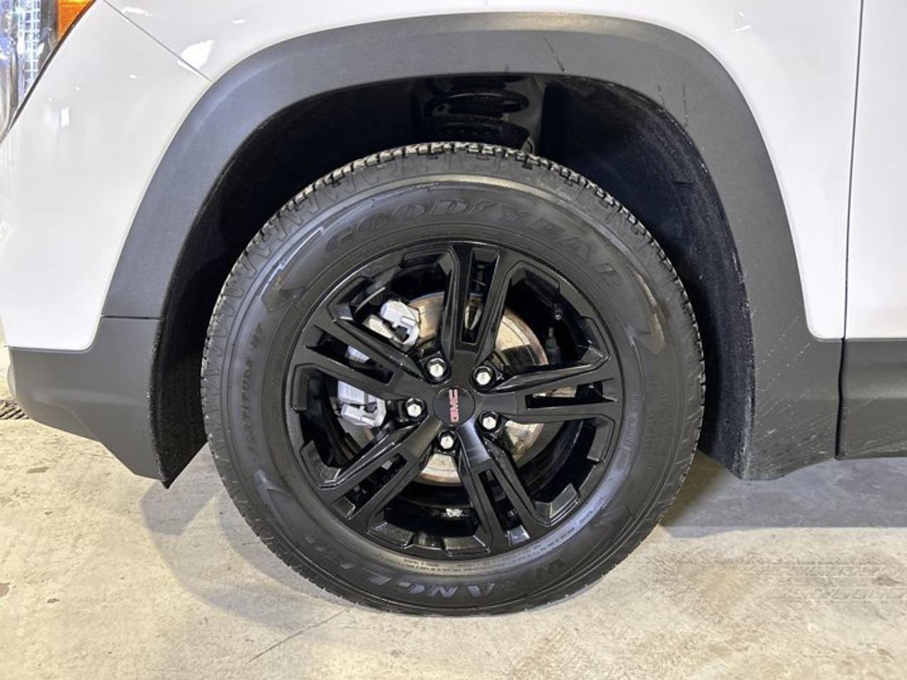 2024 GMC Terrain AT4 AWD | Remote Start | Heated Steering Wheel | Panoramic Roof Photo