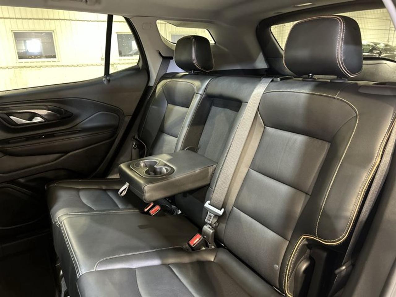 2024 GMC Terrain AT4 AWD | Remote Start | Heated Steering Wheel | Panoramic Roof Photo