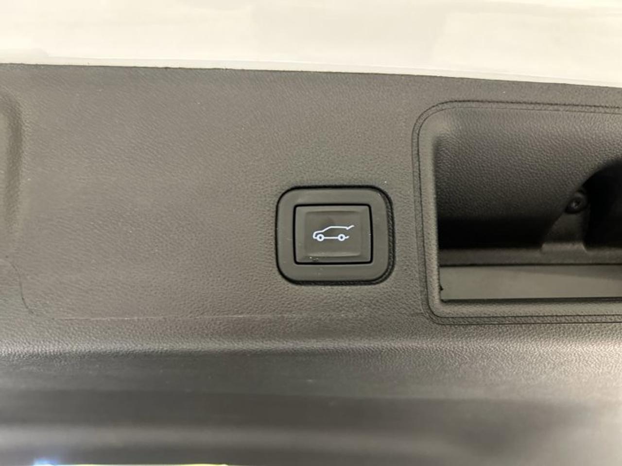 2024 GMC Terrain AT4 AWD | Remote Start | Heated Steering Wheel | Panoramic Roof Photo