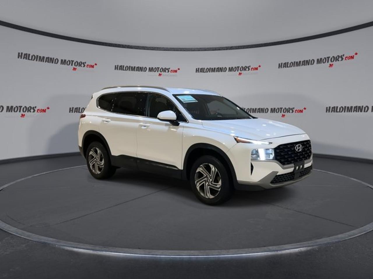 2021 Hyundai Santa Fe Essential AWD Photo