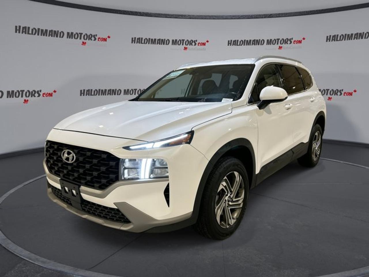 2021 Hyundai Santa Fe Essential AWD Photo