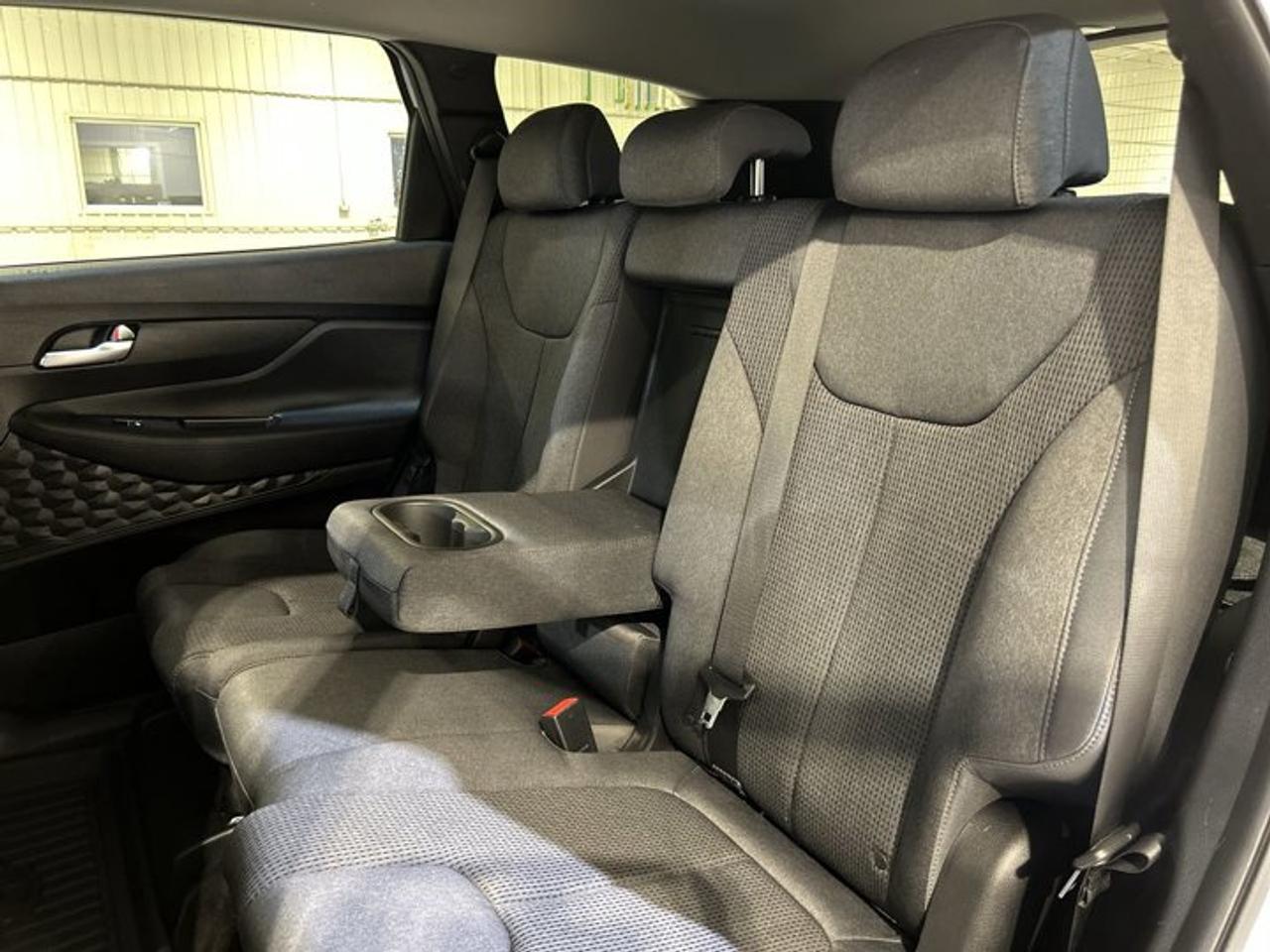 2021 Hyundai Santa Fe Essential AWD Photo