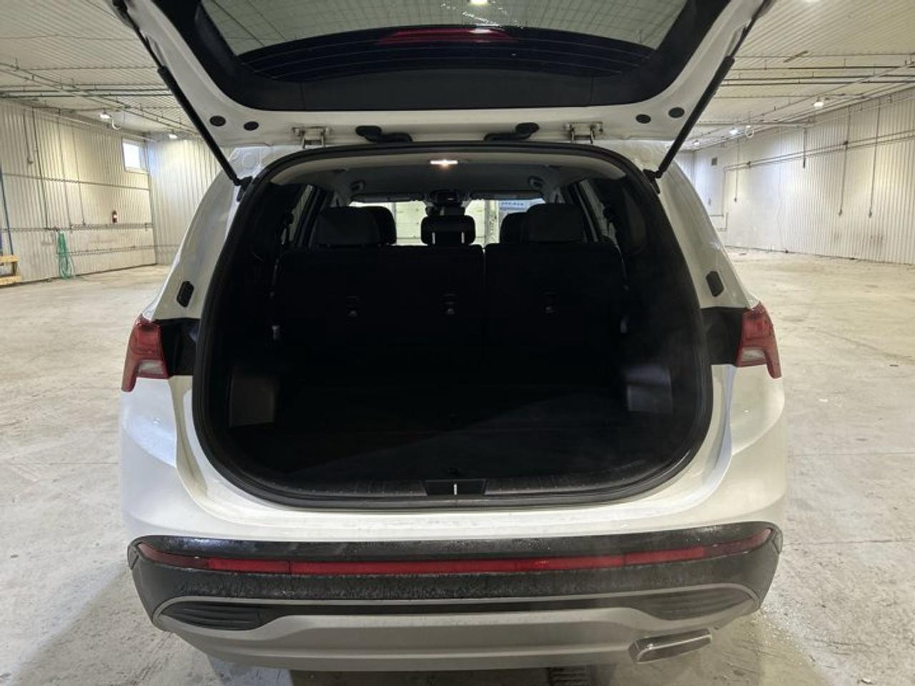 2021 Hyundai Santa Fe Essential AWD Photo