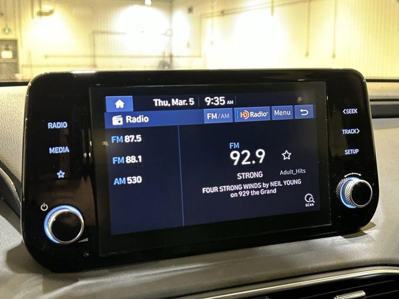 2021 Hyundai Santa Fe Essential AWD Photo