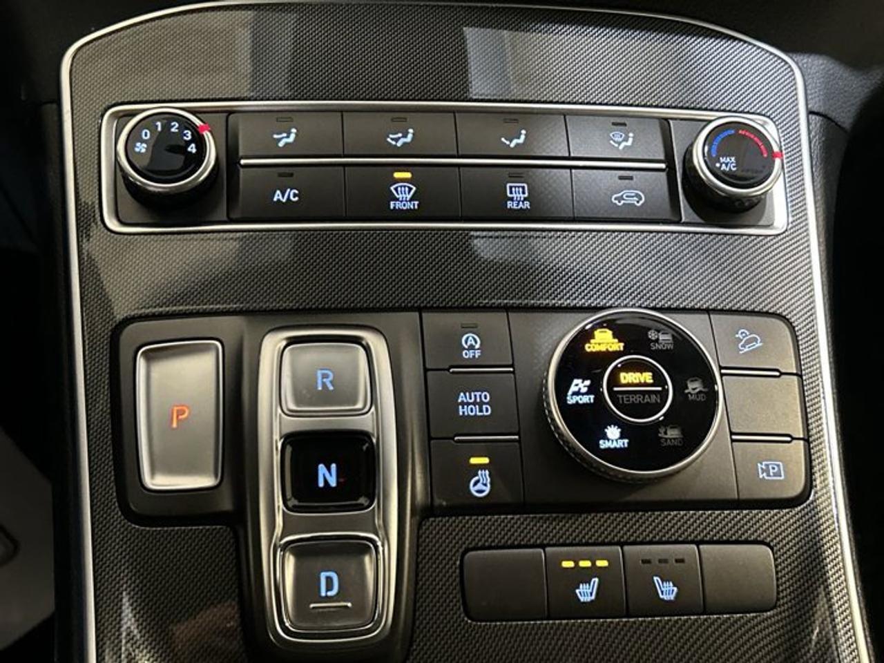 2021 Hyundai Santa Fe Essential AWD Photo