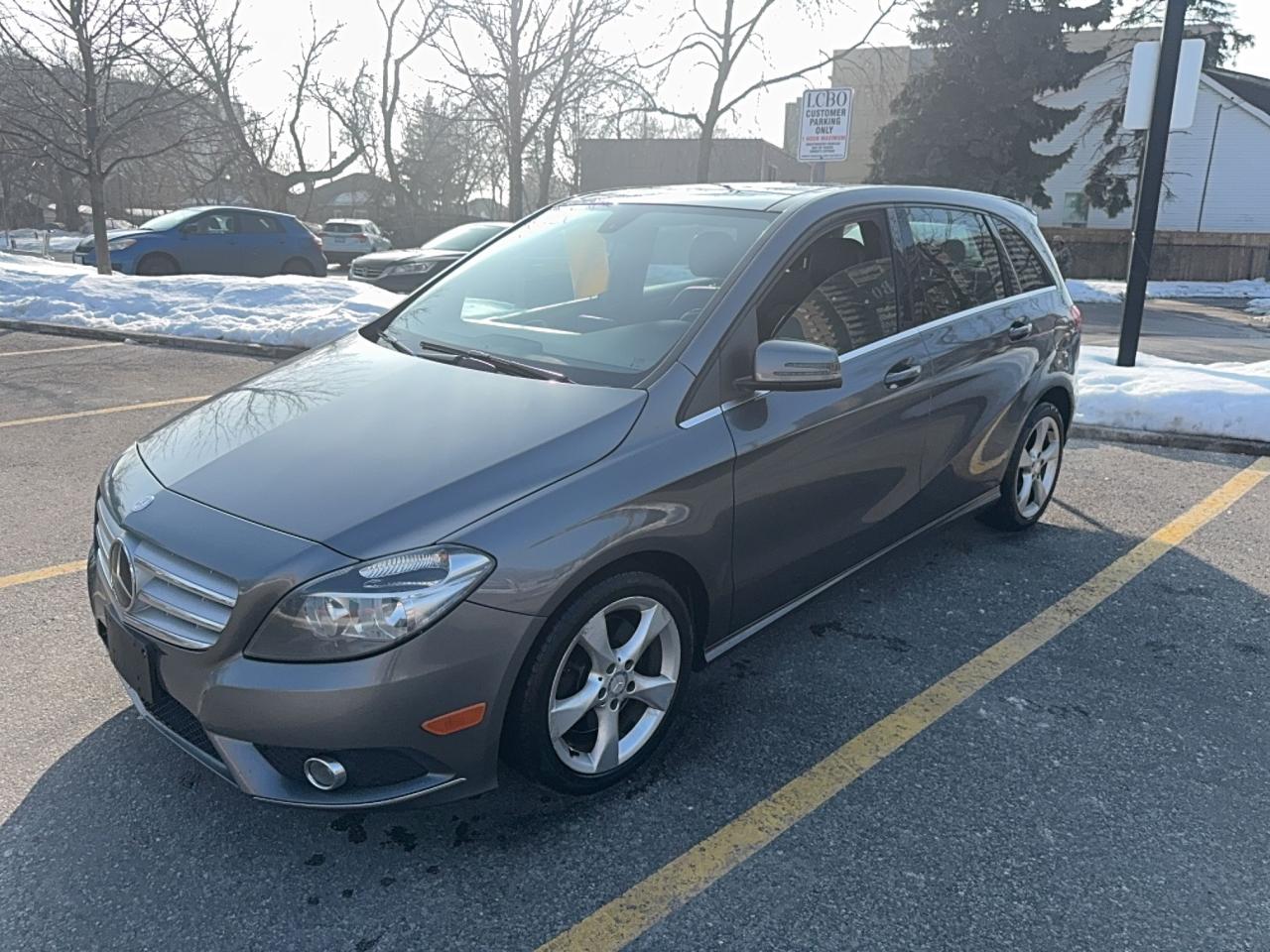 2014 Mercedes-Benz B-Class B 250 Sports Tourer Photo