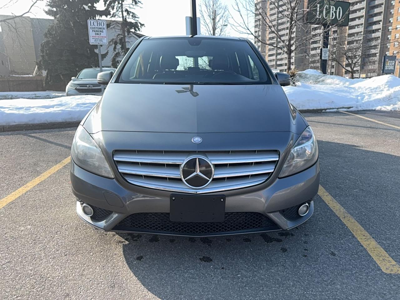 2014 Mercedes-Benz B-Class B 250 Sports Tourer Photo