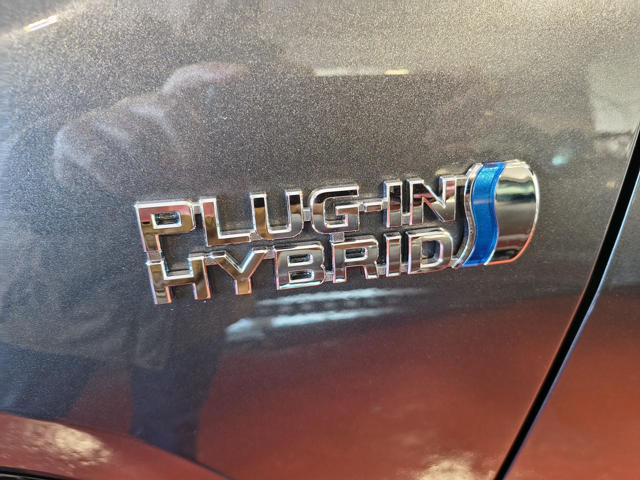 2023 Toyota RAV4 Plug-In Hybrid XSE Photo0