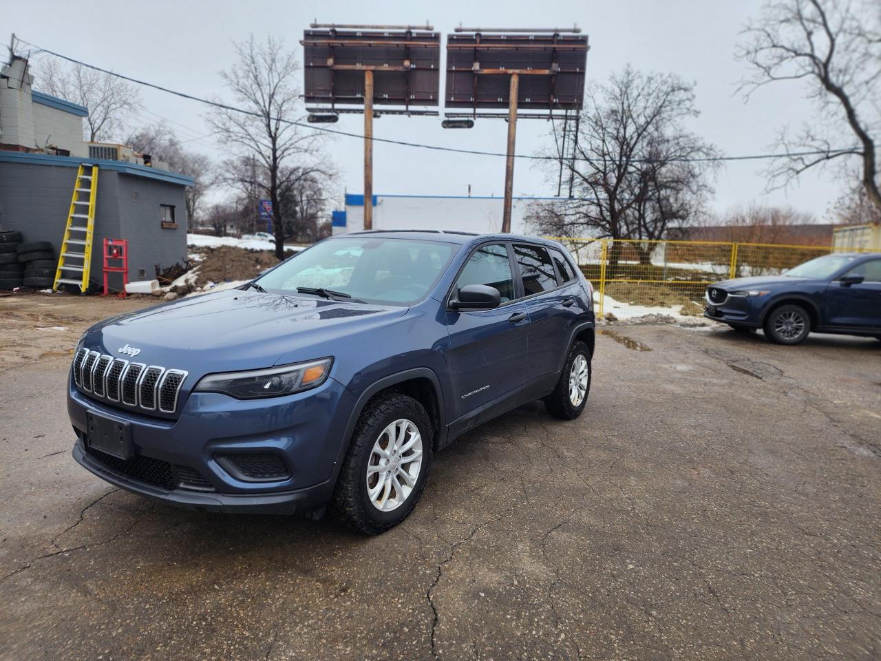2020 Jeep Cherokee Sport l Clean Carfax l One Owner l AWD Photo0
