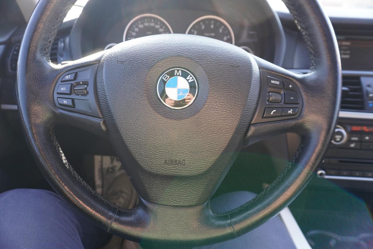 2013 BMW X3 28i / X-DRIVE / NO ACCIDENTS / FRESH TRADE-IN Photo