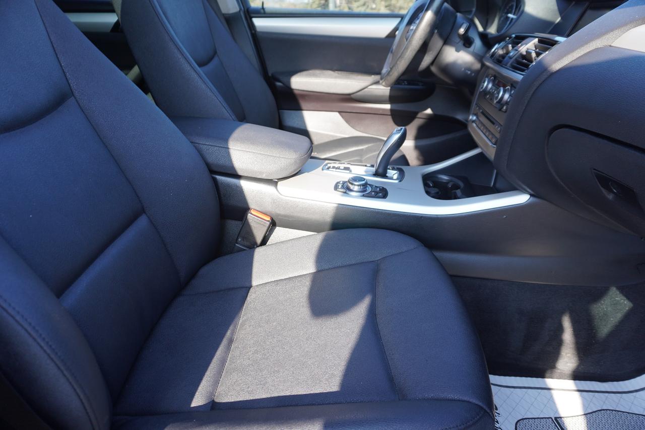 2013 BMW X3 28i / X-DRIVE / NO ACCIDENTS / FRESH TRADE-IN Photo