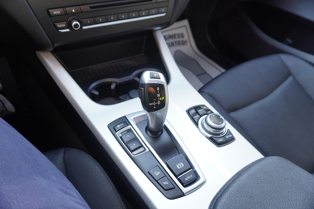 2013 BMW X3 28i / X-DRIVE / NO ACCIDENTS / FRESH TRADE-IN Photo