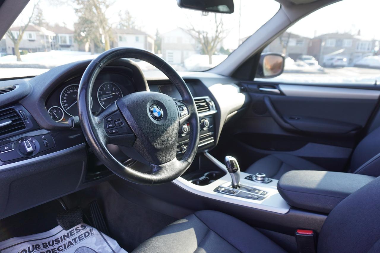 2013 BMW X3 28i / X-DRIVE / NO ACCIDENTS / FRESH TRADE-IN Photo