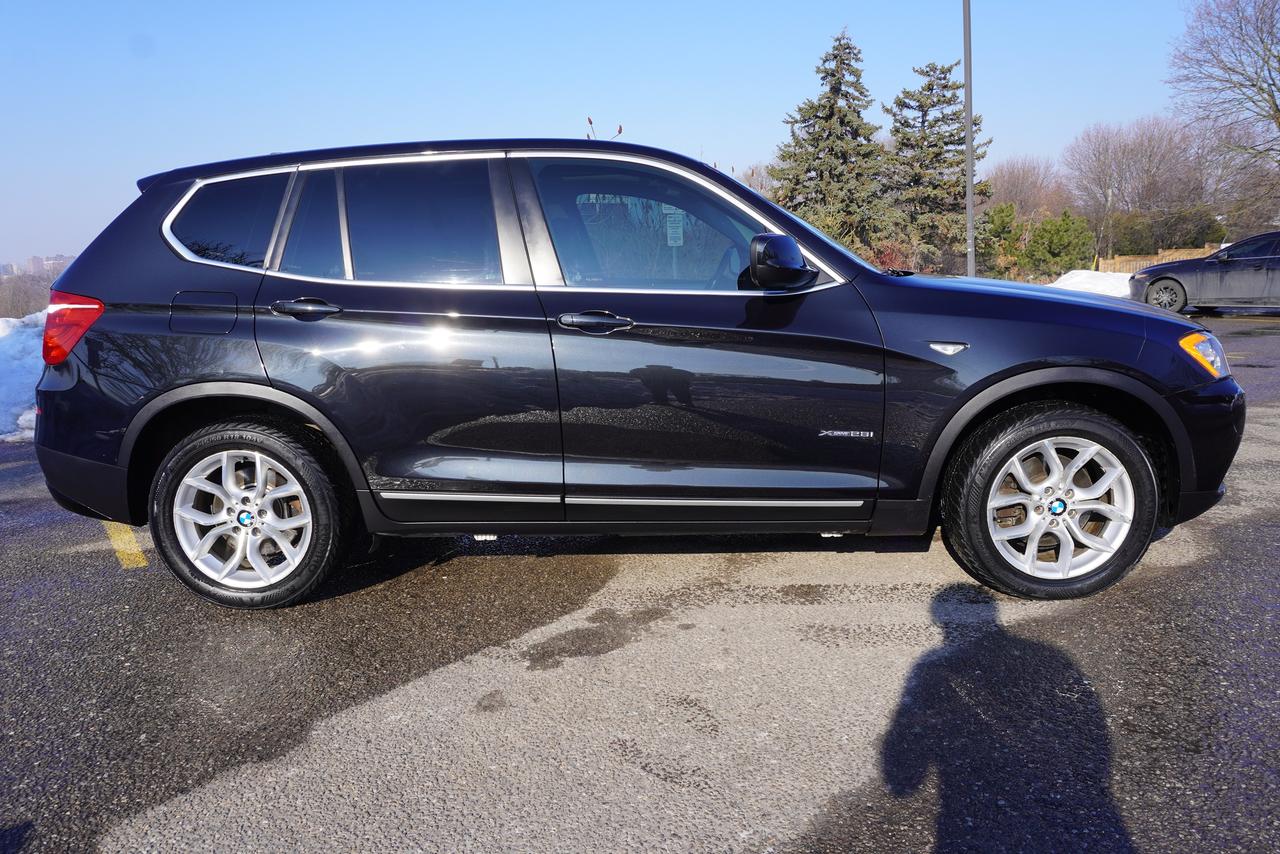 2013 BMW X3 28i / X-DRIVE / NO ACCIDENTS / FRESH TRADE-IN Photo4