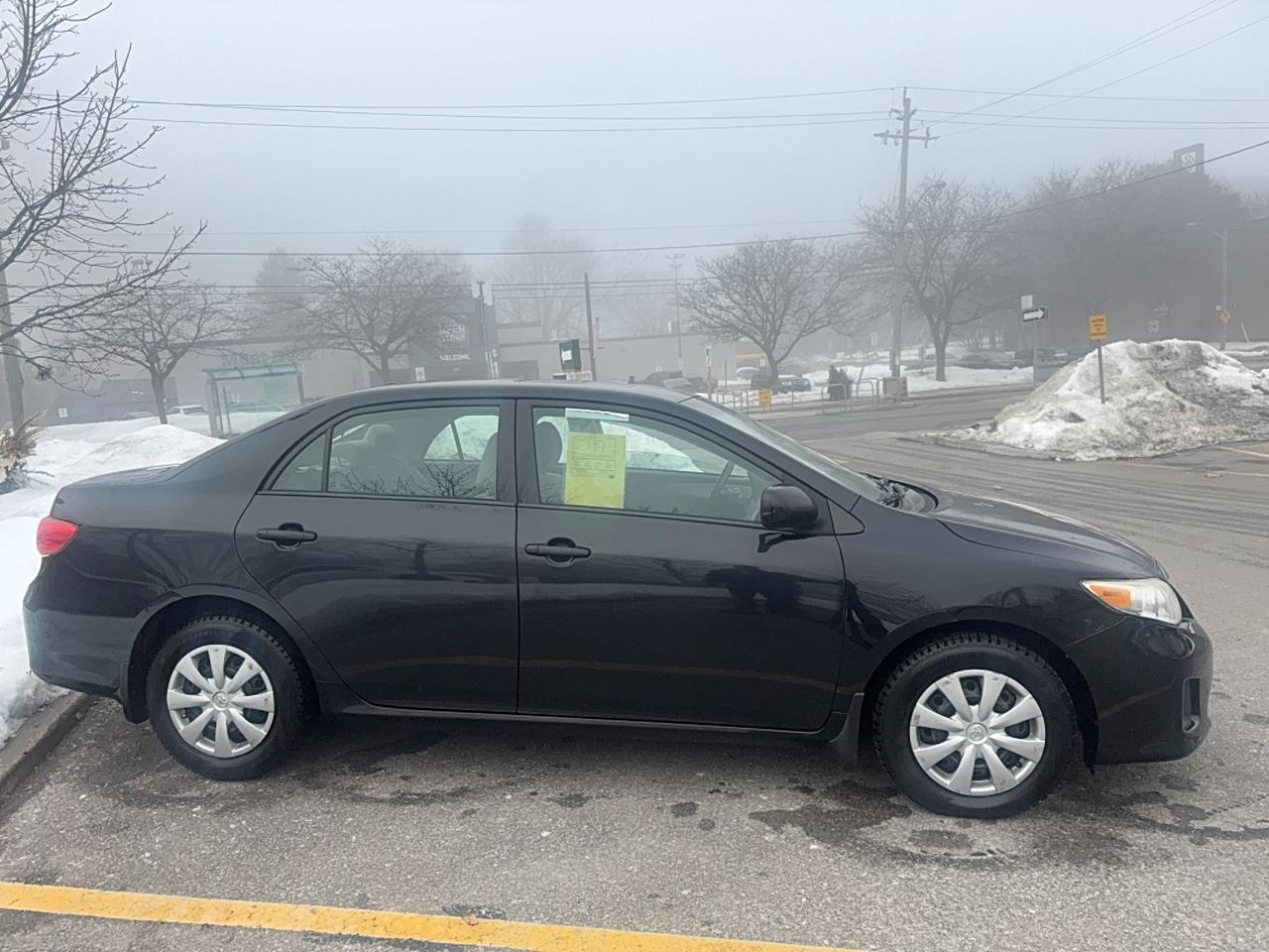 2013 Toyota Corolla LE Photo4