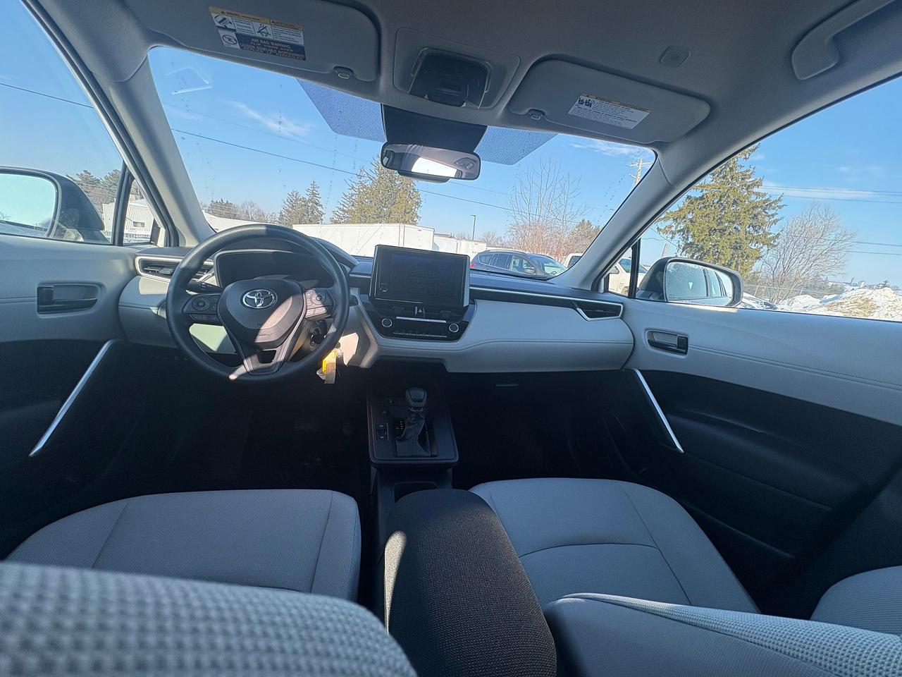 2026 Toyota Corolla Cross L Photo