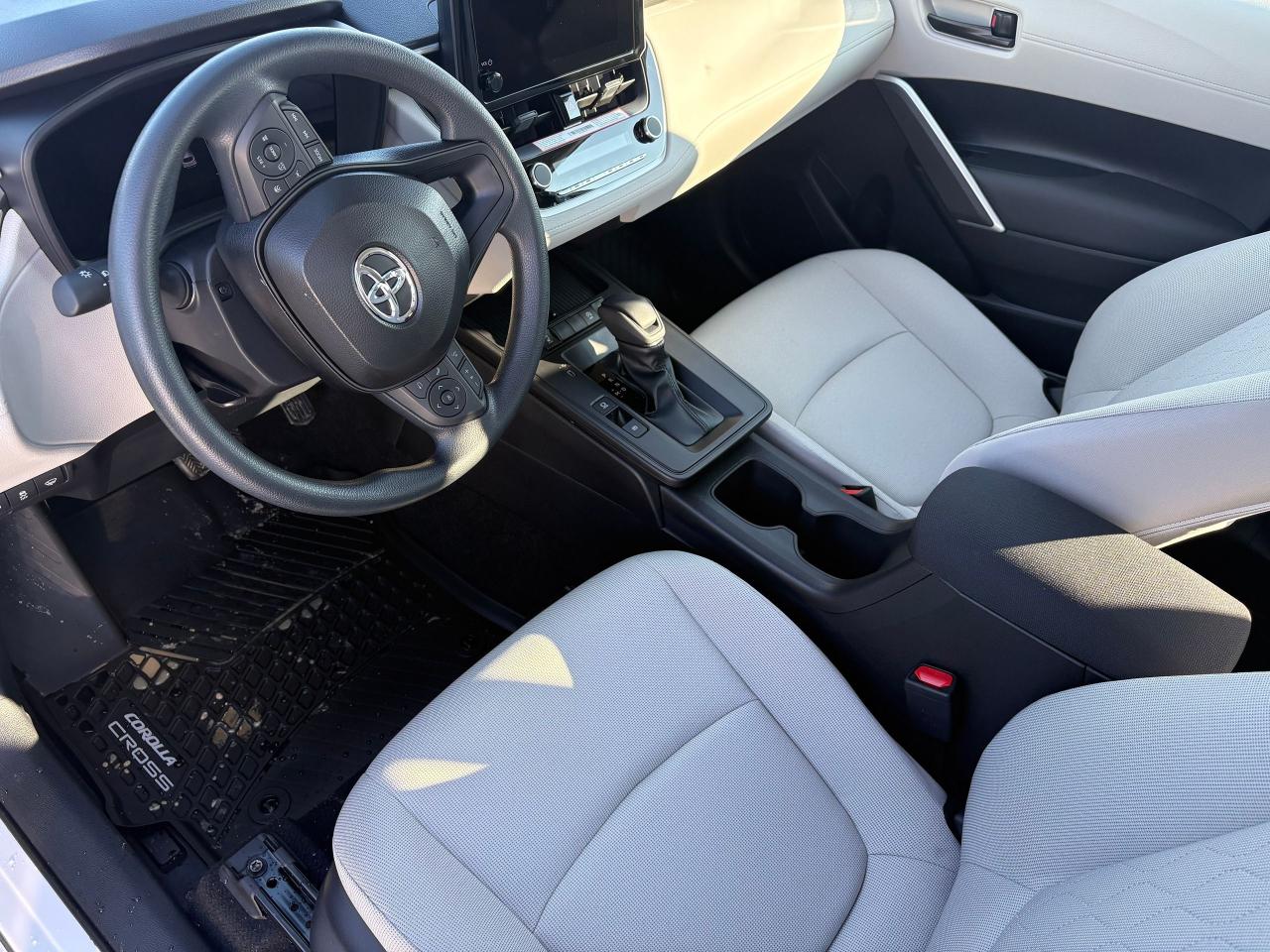 2026 Toyota Corolla Cross L Photo