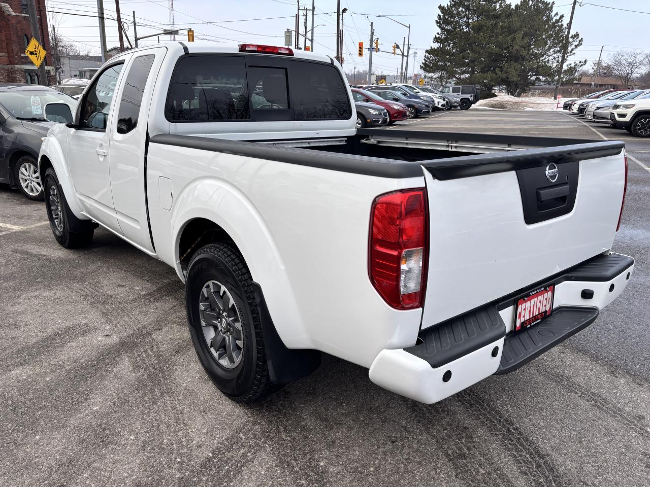 2016 Nissan Frontier PRO-4X ** 4X4, NAV, HTD SEATS, BACK CAM ** Photo4