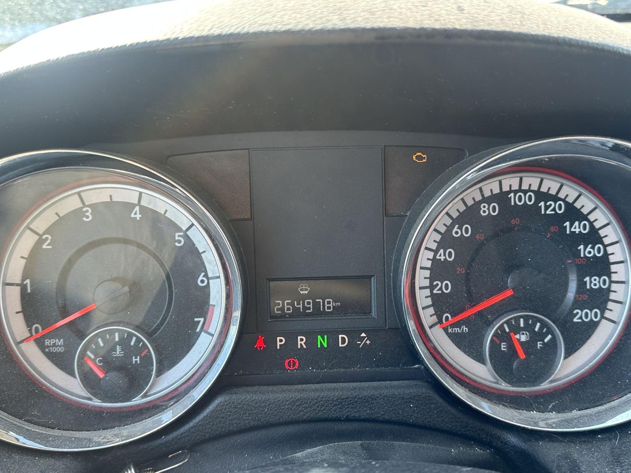 2012 Dodge Grand Caravan SXT, 7 PASSENGER, NEEDS FUEL PUMP, AS IS SPECIAL Photo