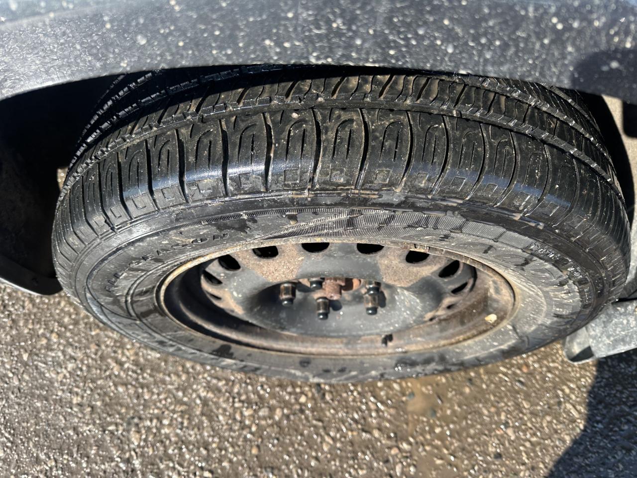 2012 Dodge Grand Caravan SXT, 7 PASSENGER, NEEDS FUEL PUMP, AS IS SPECIAL Photo