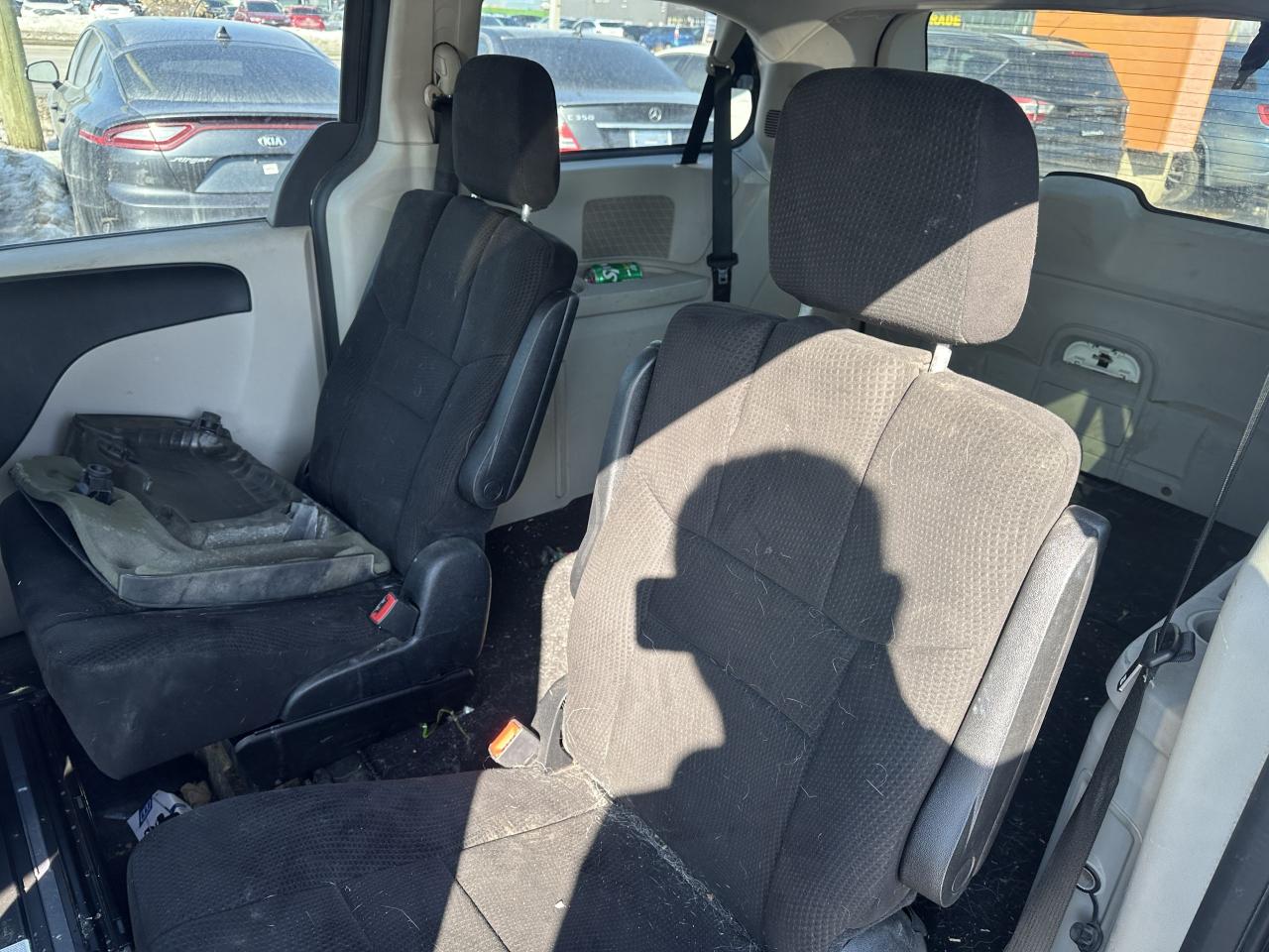 2012 Dodge Grand Caravan SXT, 7 PASSENGER, NEEDS FUEL PUMP, AS IS SPECIAL Photo