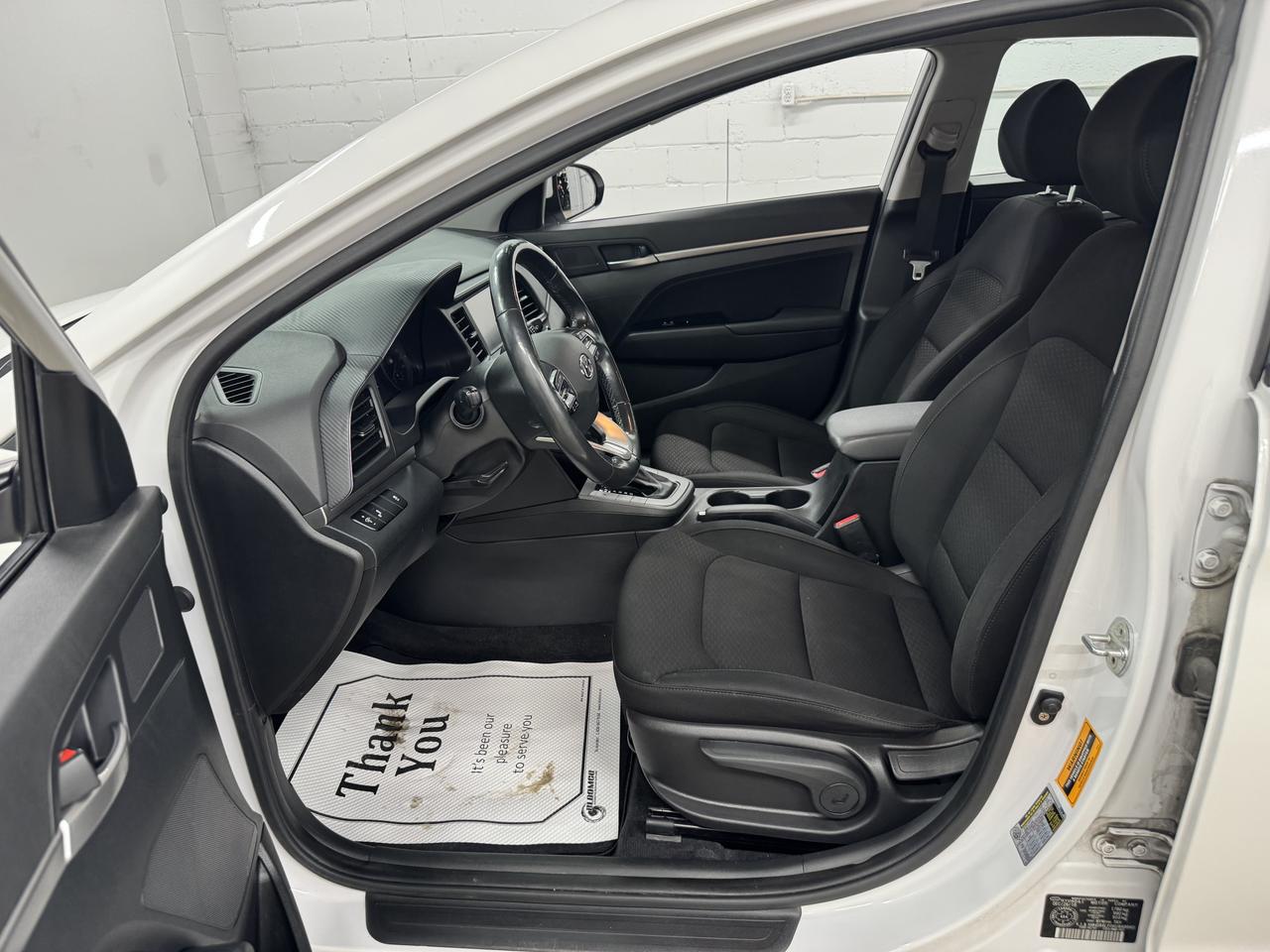 2019 Hyundai Elantra PREFERRED AUTO | LOW KMS | CARPLAY/ANDROID AUTO Photo