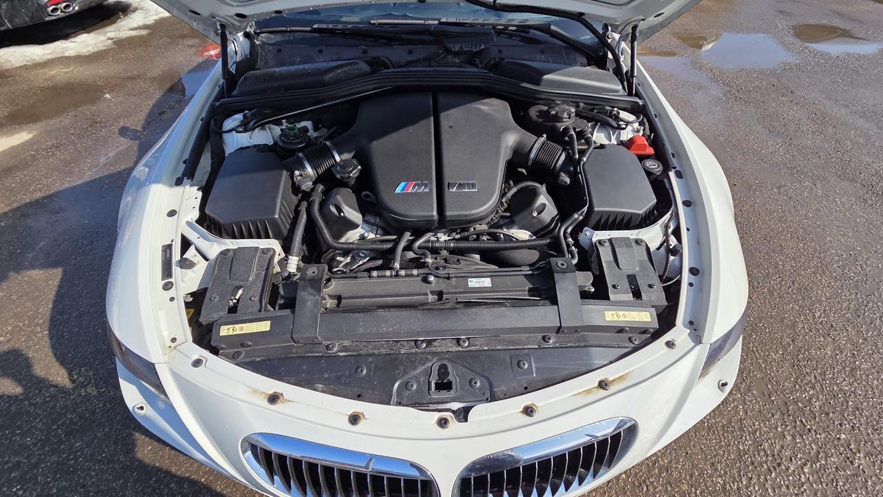 2007 BMW M6 V10, COUPE, ONLY 85KMS, RARE, CERTIFIED Photo