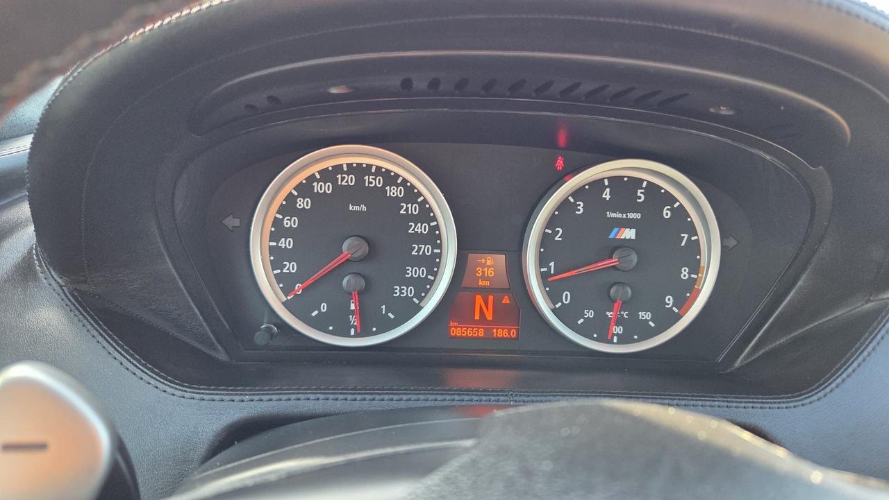 2007 BMW M6 V10, COUPE, ONLY 85KMS, RARE, CERTIFIED Photo