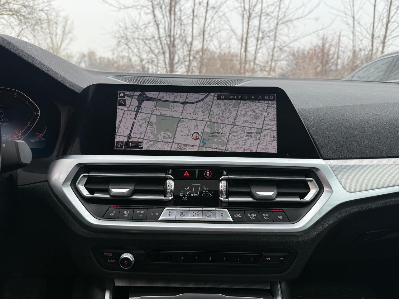 2020 BMW 3 Series 330i xDrive *CLEAN CARFAX*FINANCING AVAIL* Photo