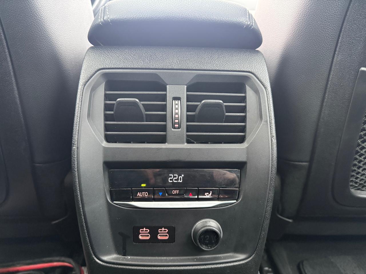 2020 BMW 3 Series 330i xDrive *CLEAN CARFAX*FINANCING AVAIL* Photo