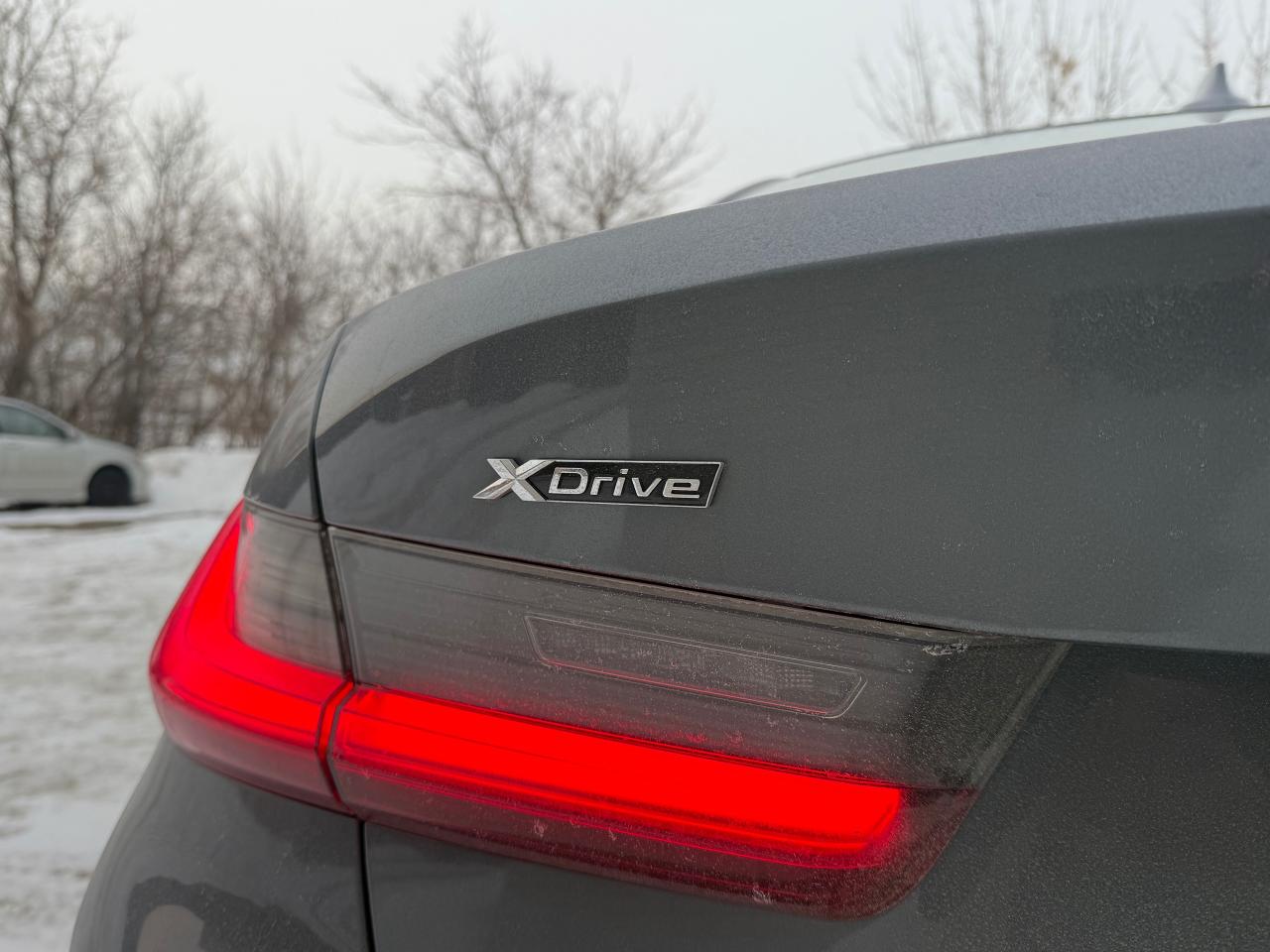 2020 BMW 3 Series 330i xDrive *CLEAN CARFAX*FINANCING AVAIL* Photo3