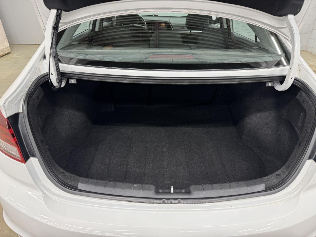 2019 Hyundai Elantra PREFERRED AUTO