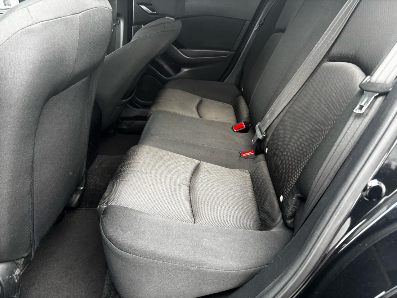 2018 Mazda MAZDA3 GX, Back-Up Camera, USB and AUX Input, Push Start