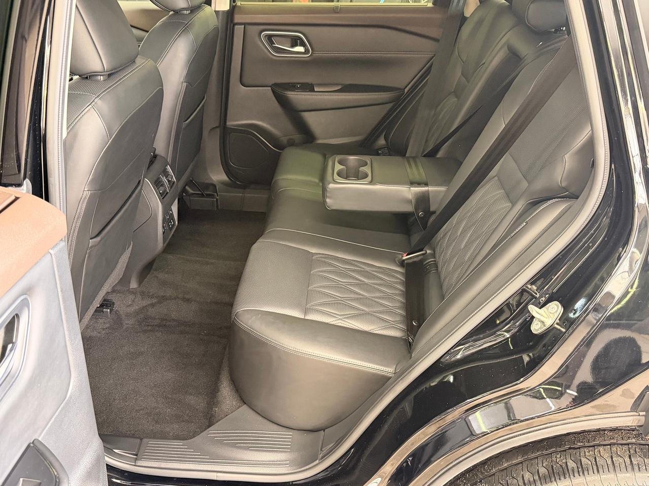 2023 Nissan Rogue AWD Platinum+ONE OWNER+CLEAN CARFAX Photo