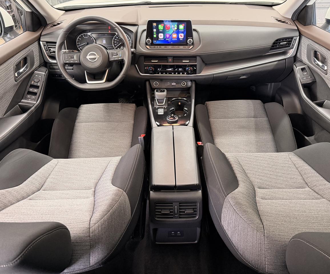 2023 Nissan Rogue SV Moonroof+ONE OWNER+CLEAN CARFAX Photo5