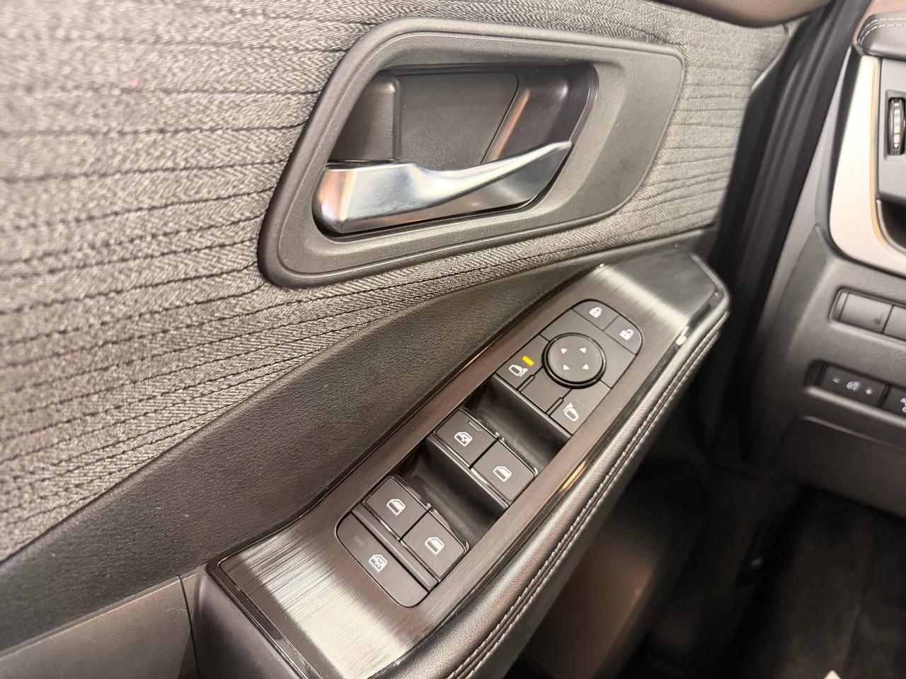 2023 Nissan Rogue SV Moonroof+ONE OWNER+CLEAN CARFAX Photo