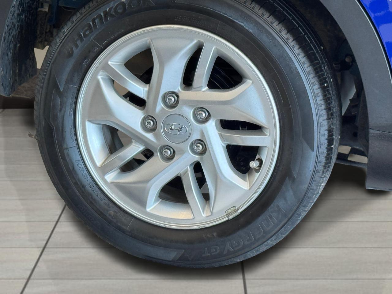 2023 Hyundai Venue Preferred+Blind Spot+CLEAN CARFAX Photo