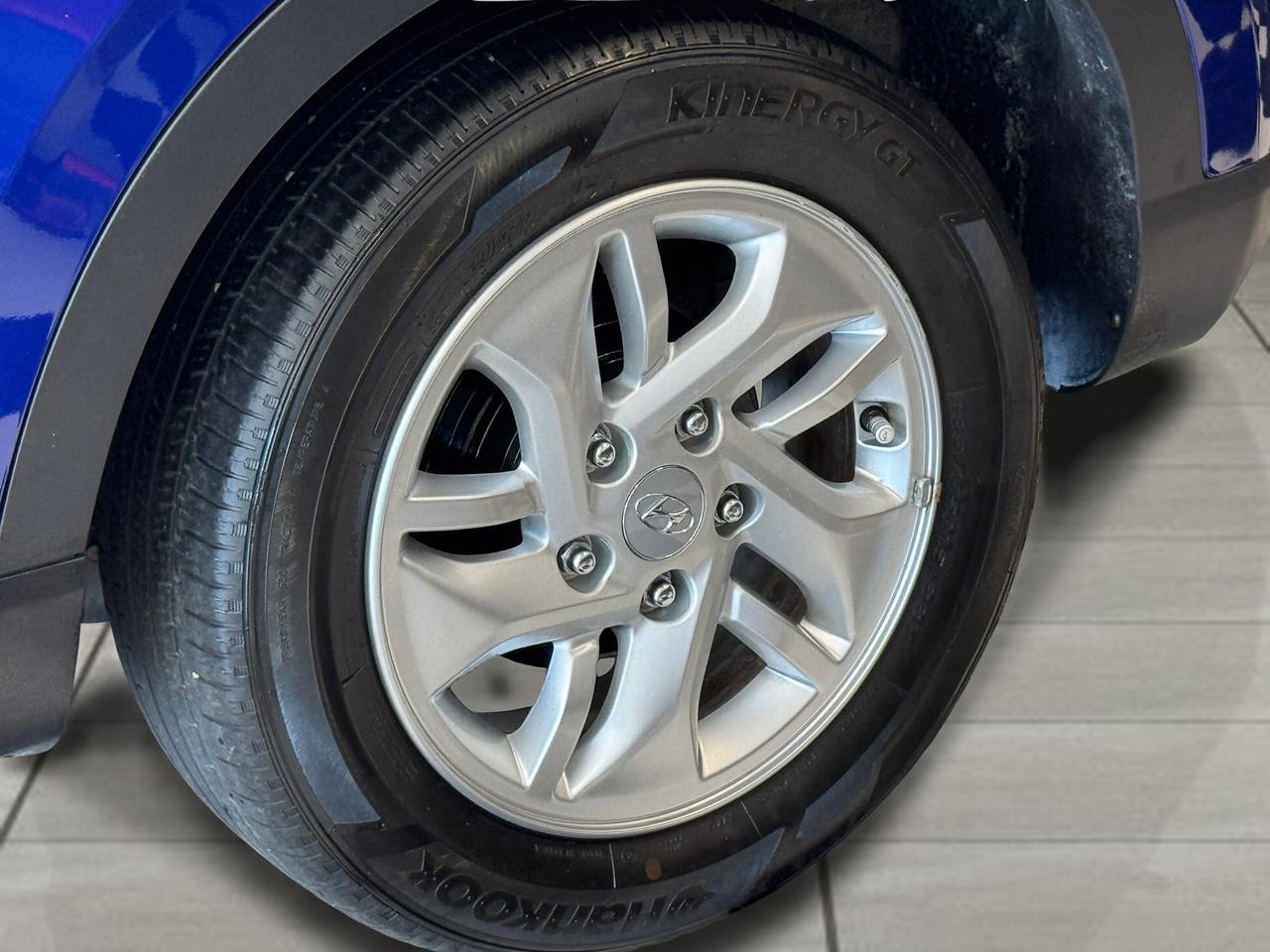 2023 Hyundai Venue Preferred+Blind Spot+CLEAN CARFAX Photo
