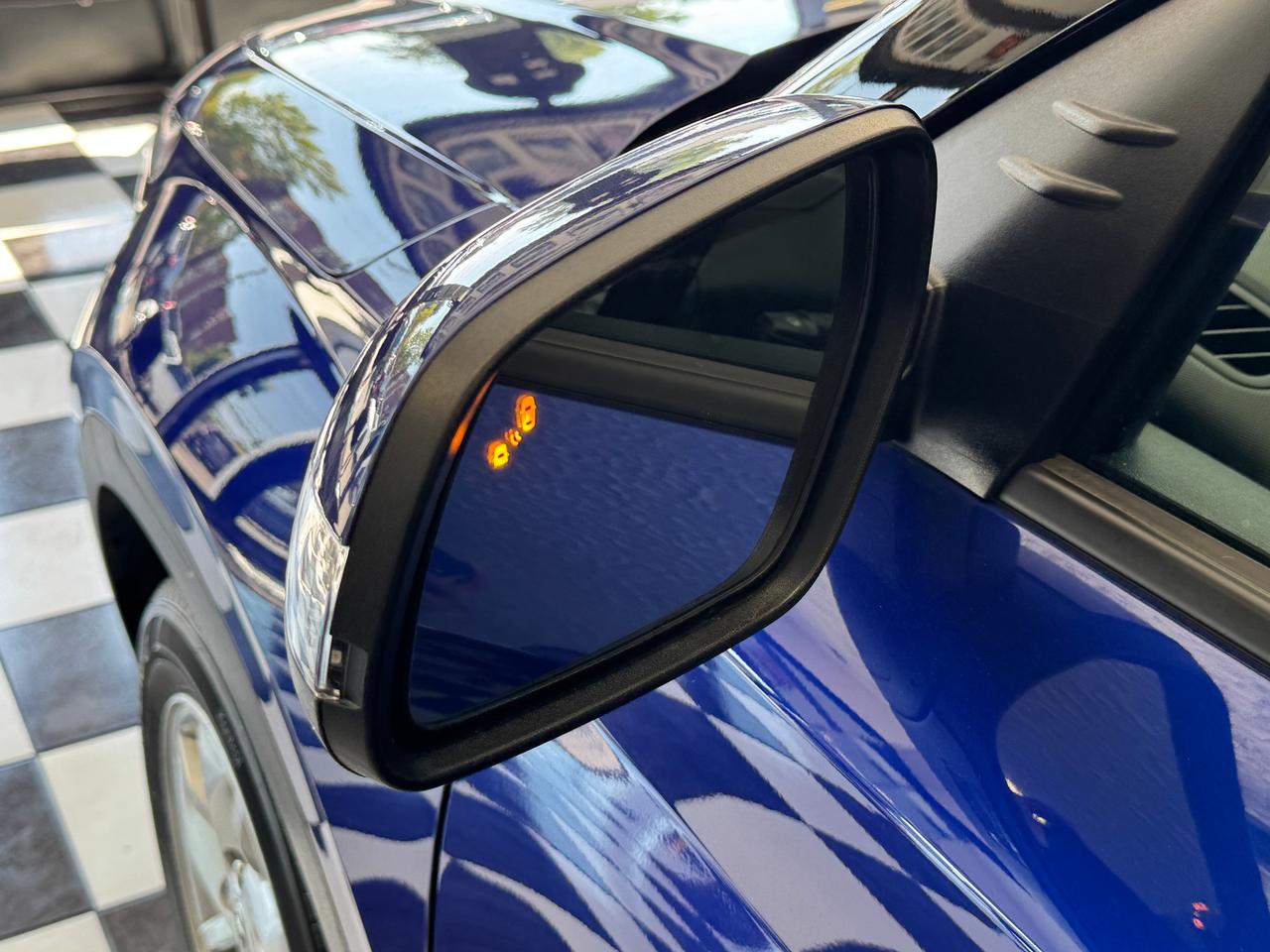 2023 Hyundai Venue Preferred+Blind Spot+CLEAN CARFAX Photo