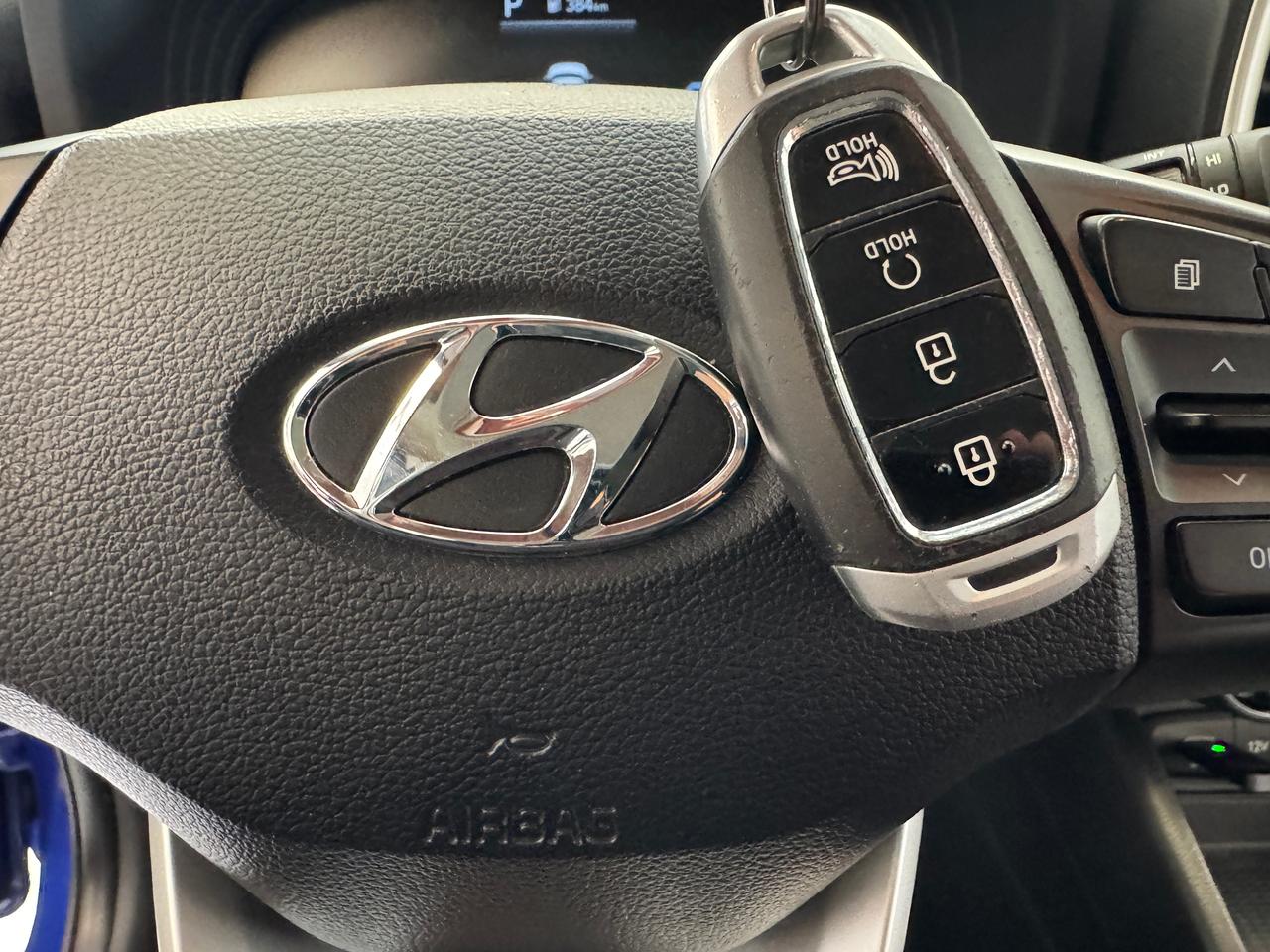 2023 Hyundai Venue Preferred+Blind Spot+CLEAN CARFAX Photo
