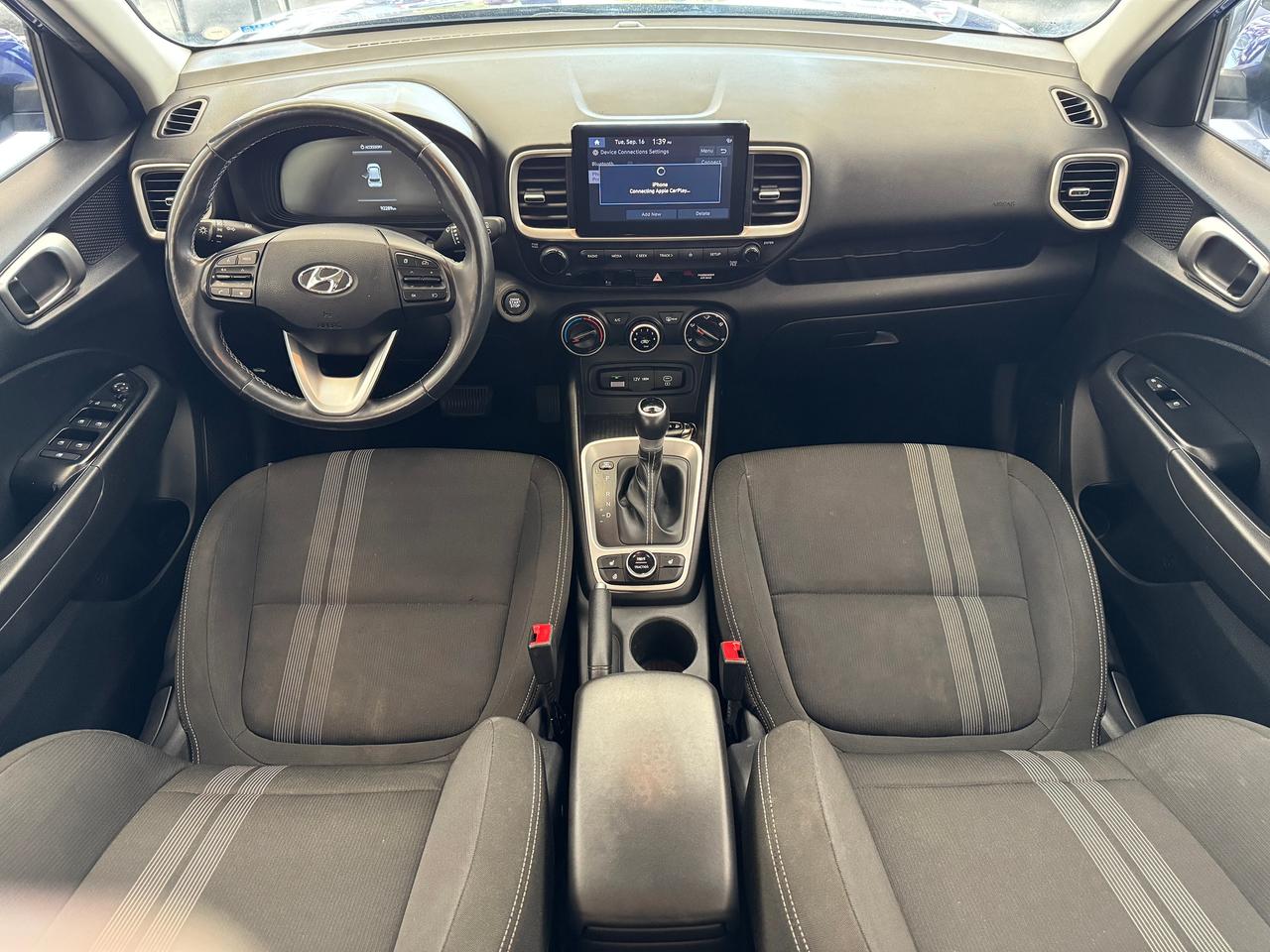 2023 Hyundai Venue Preferred+Blind Spot+CLEAN CARFAX Photo5